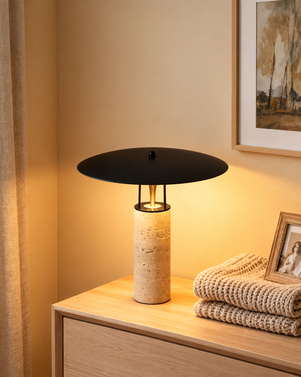 The Kage Table Lamp — Disc Shade